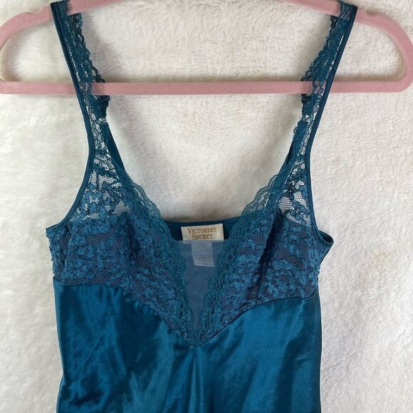 Vintage Victoria’s Secret Gold Label Teal Satin Lace Nightgown – Size M - Picture 7 of 9